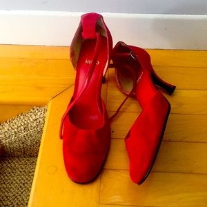 Red shoes